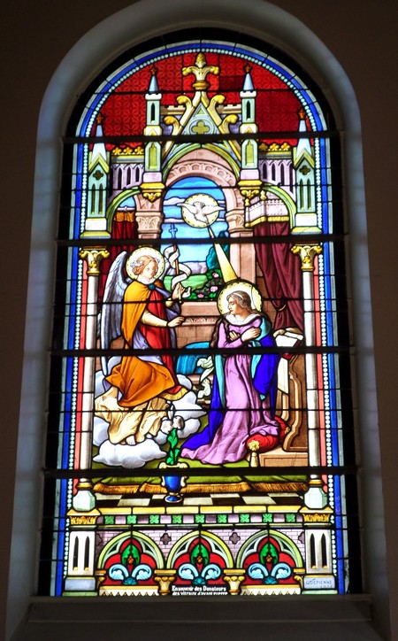 Eglise de Fourmies, vitrail.