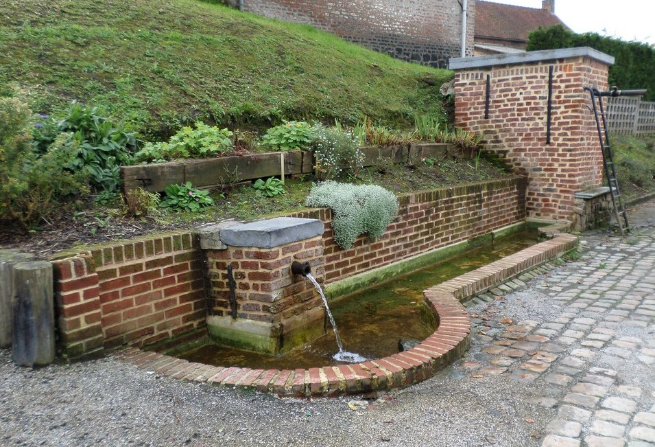 Fontaine Saint Clément à Frasnoy
