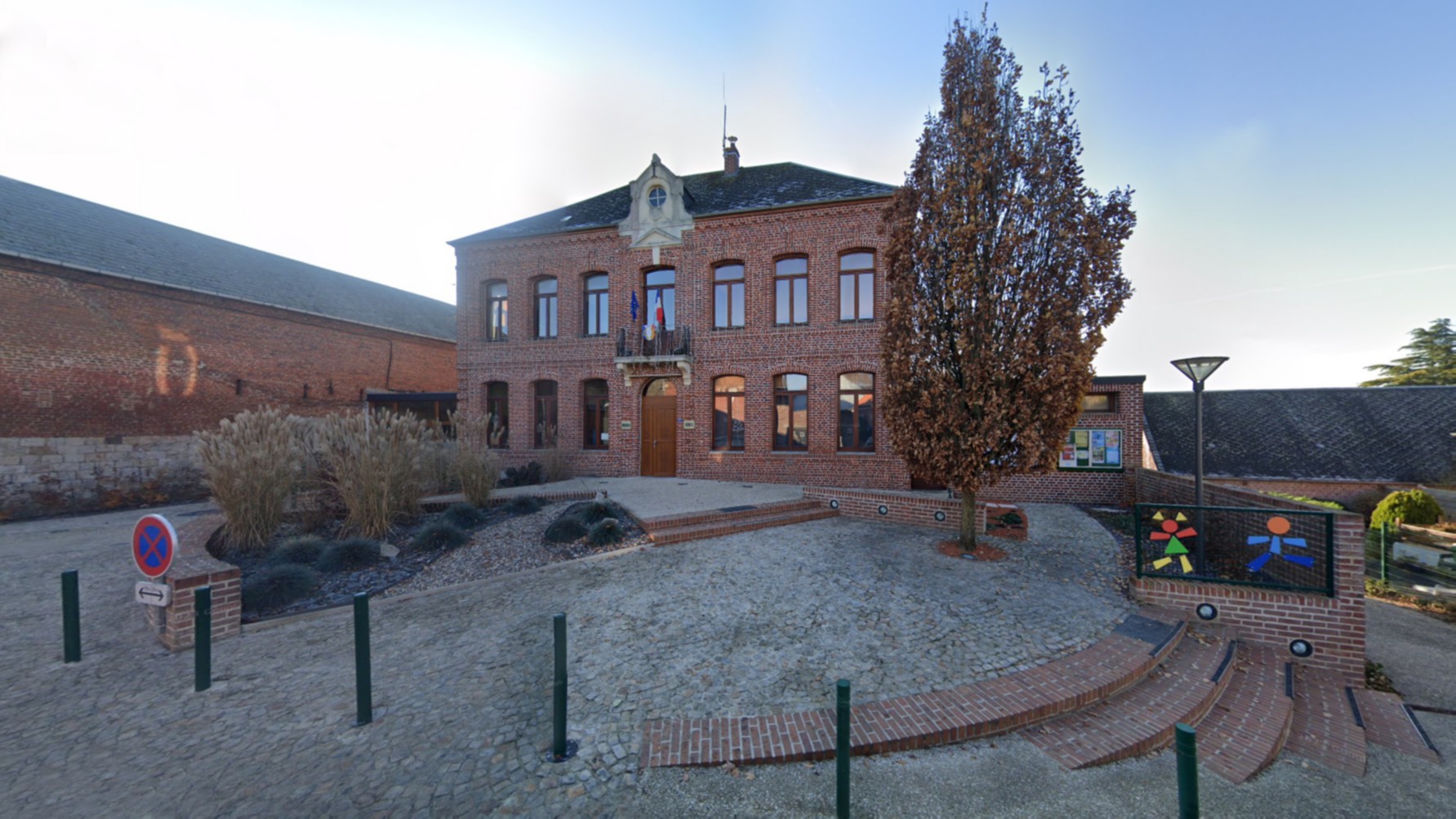 Mairie de Ghissignies.