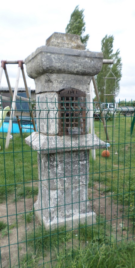 Oratoire dédié à ND de la Brouffe à Glageon.