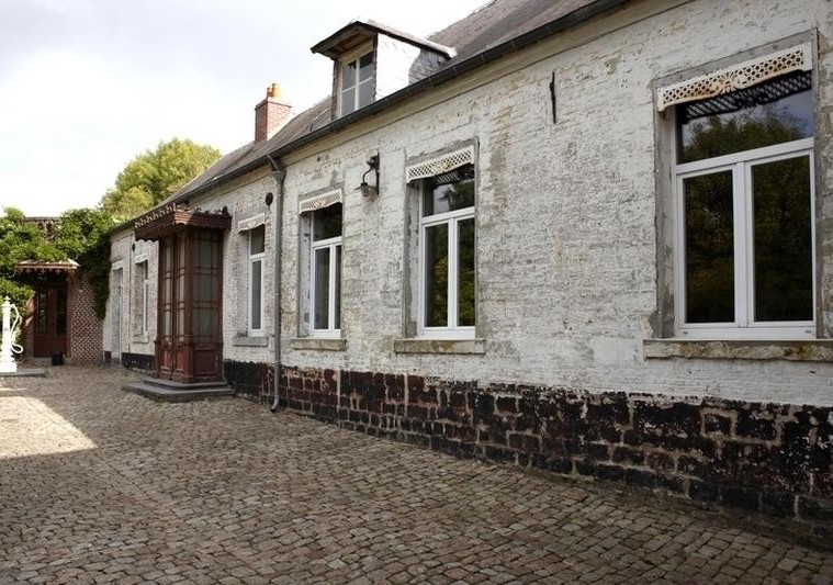 Demeure du baron l'Epine à  Gommegnies