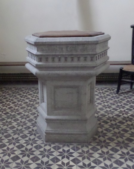 Eglise de Haut Lieu, fonts baptismaux