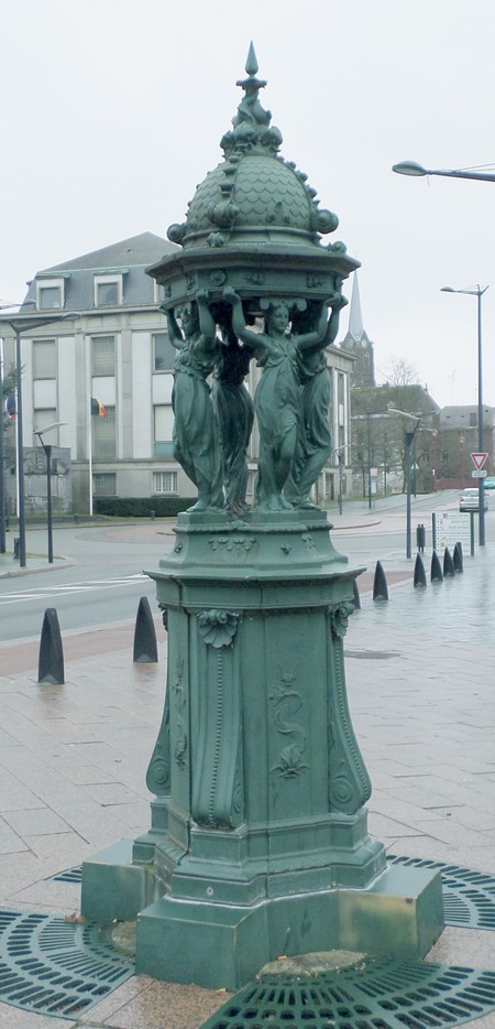Fontaine à Hautmont.