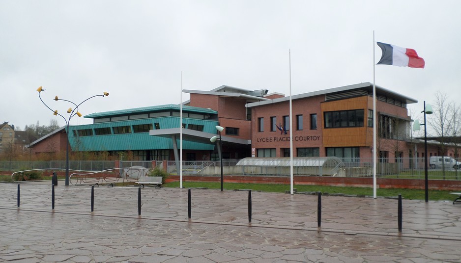 Lycée Placide Courtoy à Hautmont
