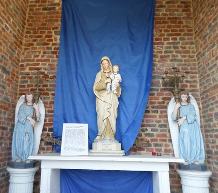 Intérieur de la chapelle.