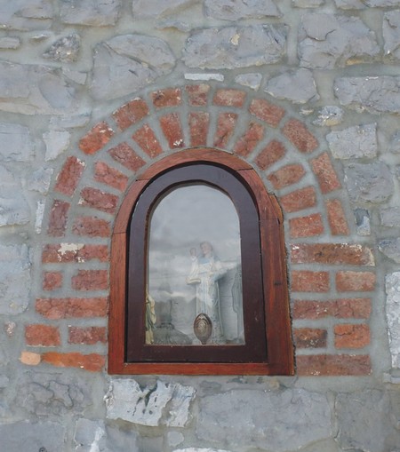 Niche à Hestrud.