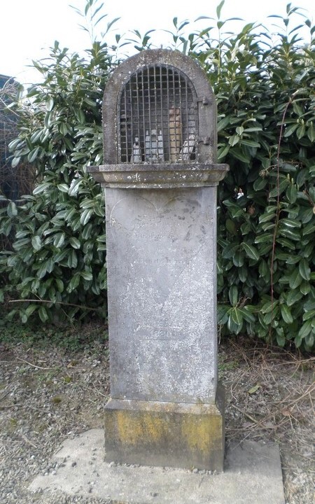 Oratoire à Hestrud.