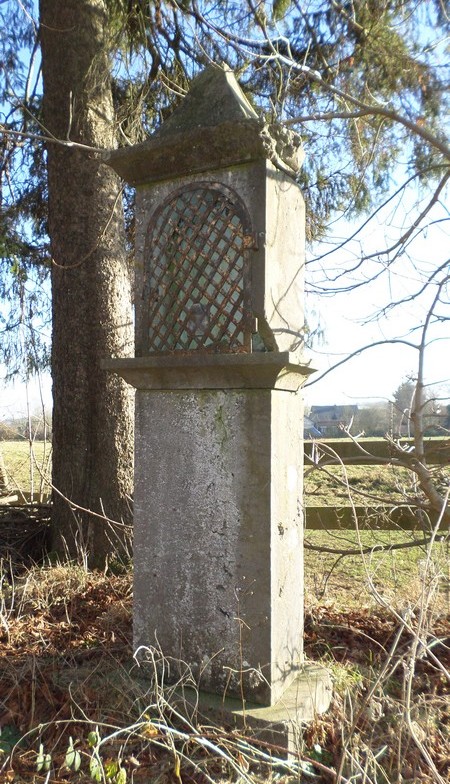 Oratoire à Hestrud.