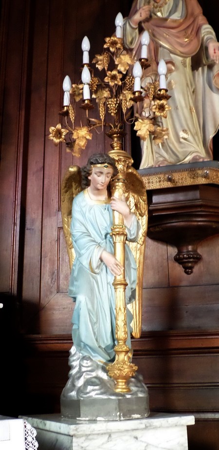 Eglise d'Houdain lez Bavay, ange.