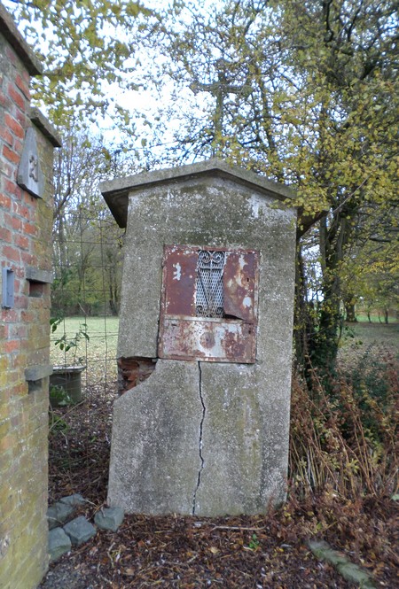 Houdain lez Bavay, oratoire.