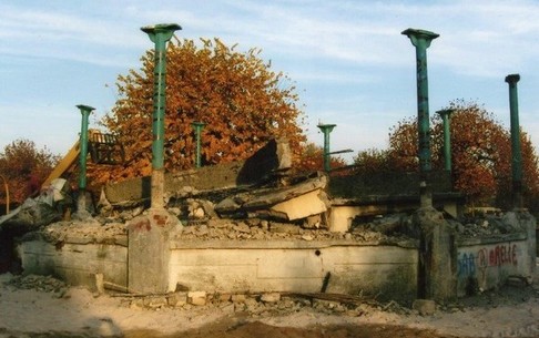 Le kiosque à musique de Leval, démolition..