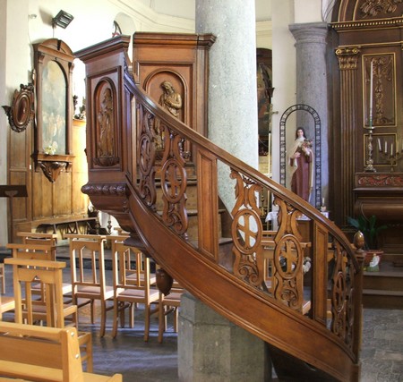Eglise de La Flamengrie: la chaire