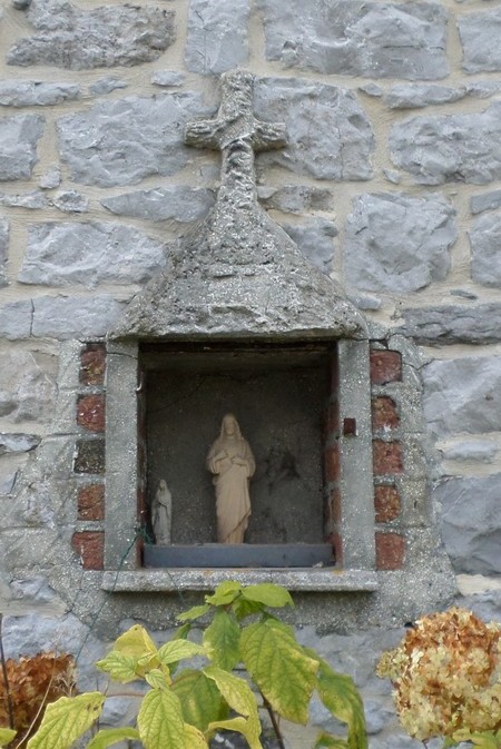 Niche à Laroullies.
