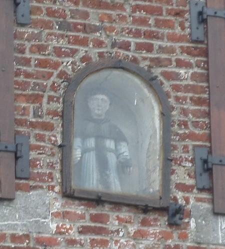Niche à Laroullies.