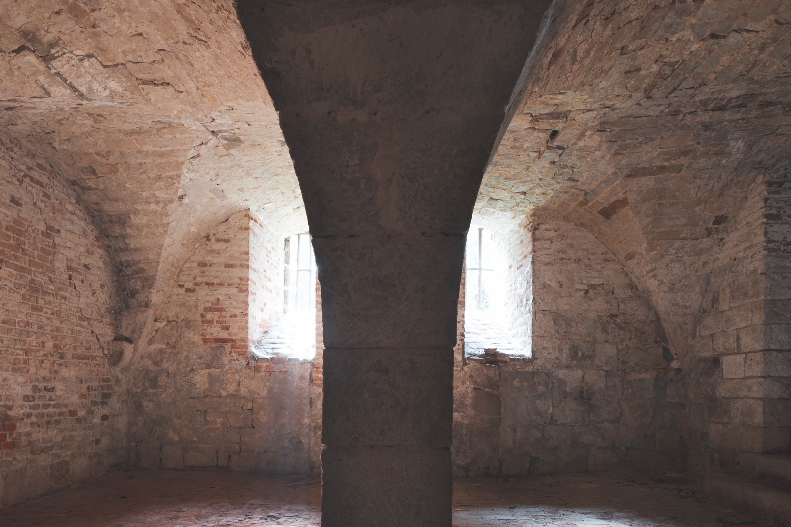 Caves du château de Margueritte de Bourgogne à Le Quesnoy