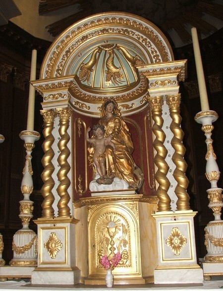Autel de léglise de Le Quesnoy