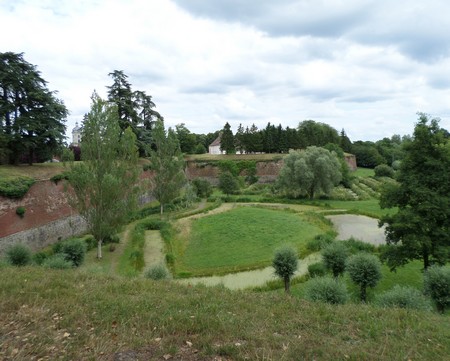 Les remparts à Le Quesnoy.