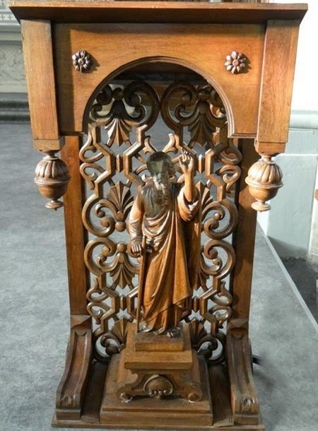 Eglise de Locquignol, pupitre