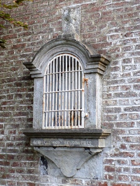 Niche à la maison forestière de Locquignol.