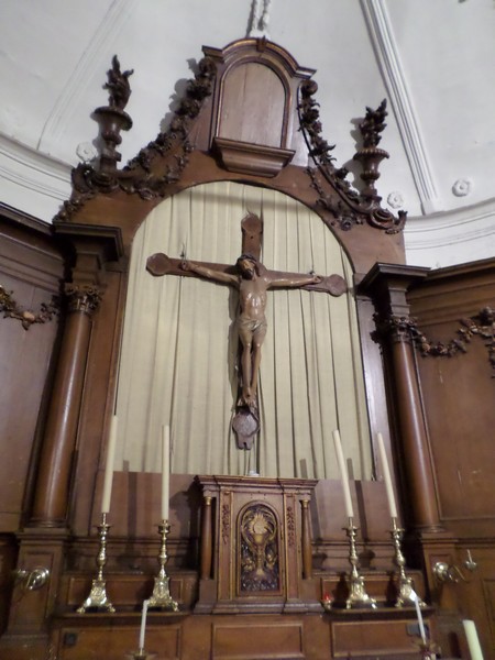Eglise d'Amfroipret, autel