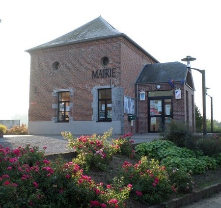 Mairie d'Amfroipret.