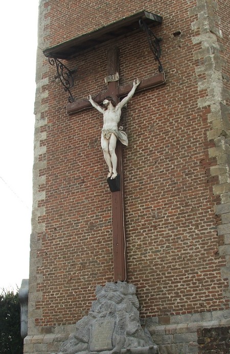 Christ à à Louvignies Quesnoy.
