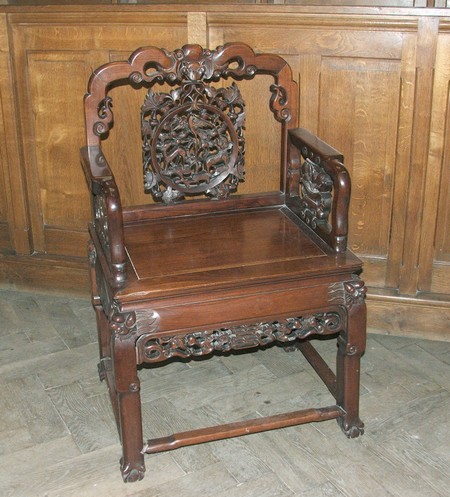 Fauteuil dans l'église de Louvignies Quesnoy