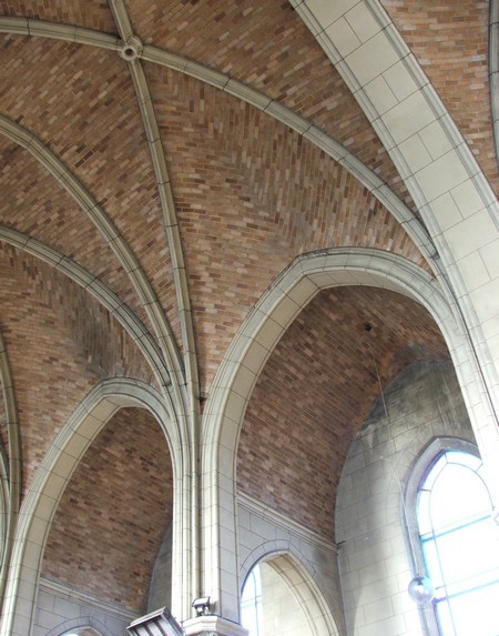 Voûtes de l'église de Louvroil