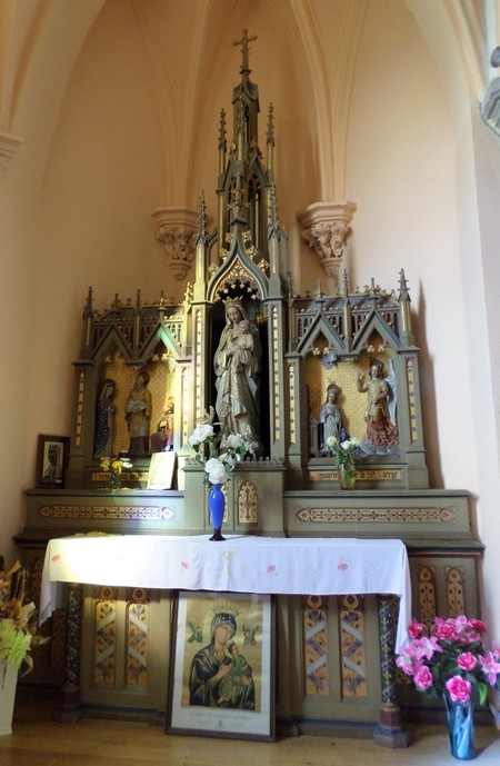 Église Saint-André de Mairieux.
