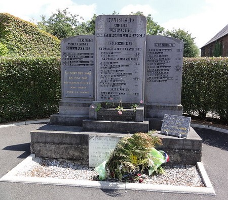 Monument aux Morts de Mairieux