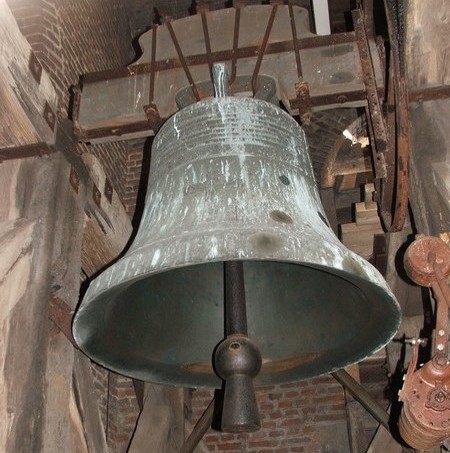 Cloche de l'église de Maroilles