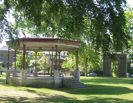 Kiosque de Maroilles, Place Verte.