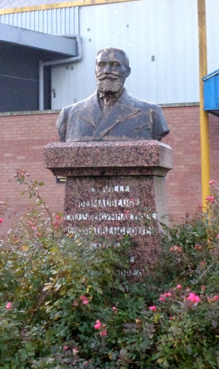 Maubeuge Buste de Georges Paillot.