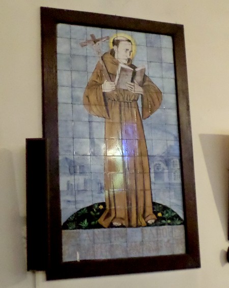 Eglise de l'immaculée Conception à Douzies. St Antoine de Padoue.