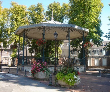 Le Kiosque à musique de Maubeuge. Place Verte