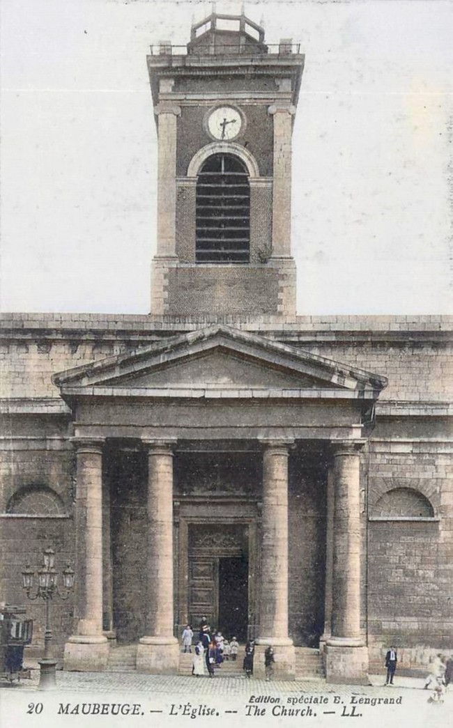 Le péristyle.