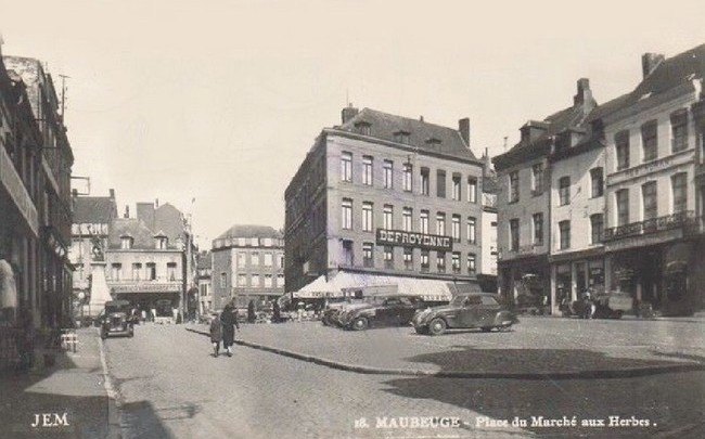 Cartes postales anciennes de Maubeuge, Marché aux Herbes.