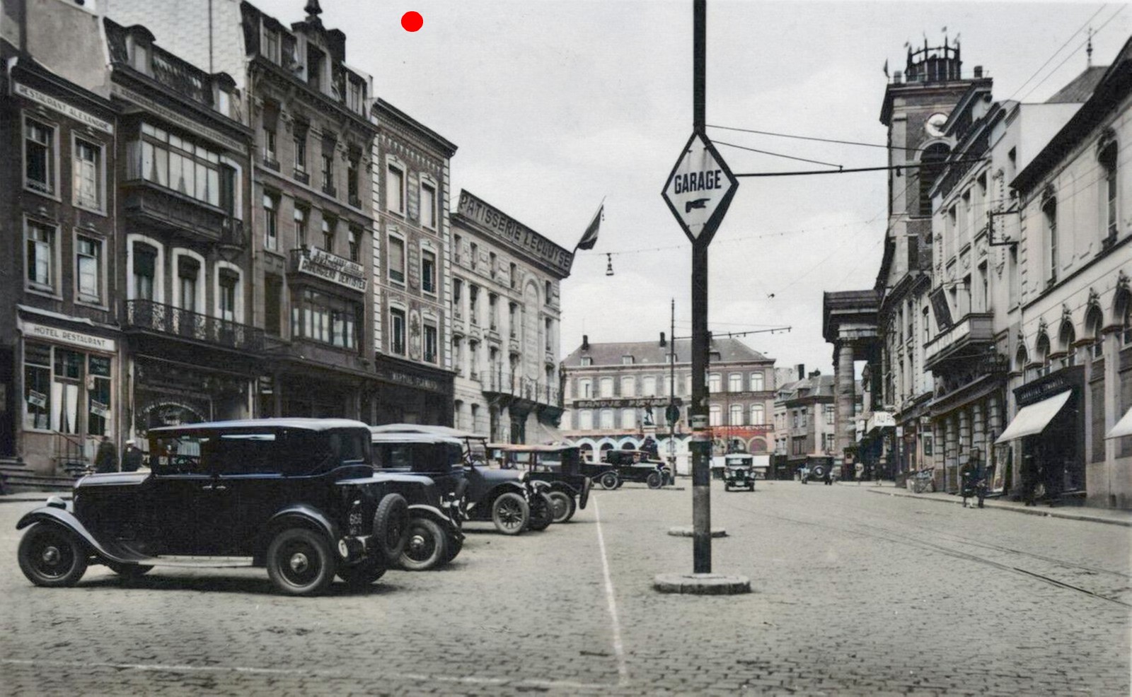 Cartes postales anciennes de Maubeuge, Place Mabuse