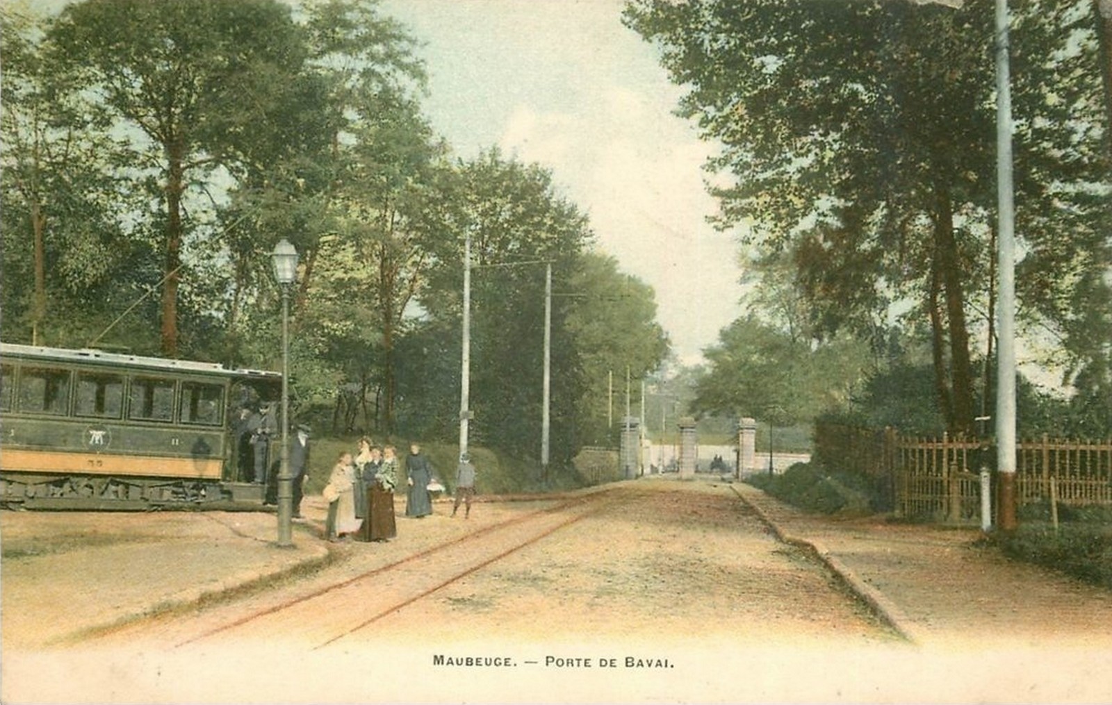 Maubeuge, Porte de bavay coté zoo