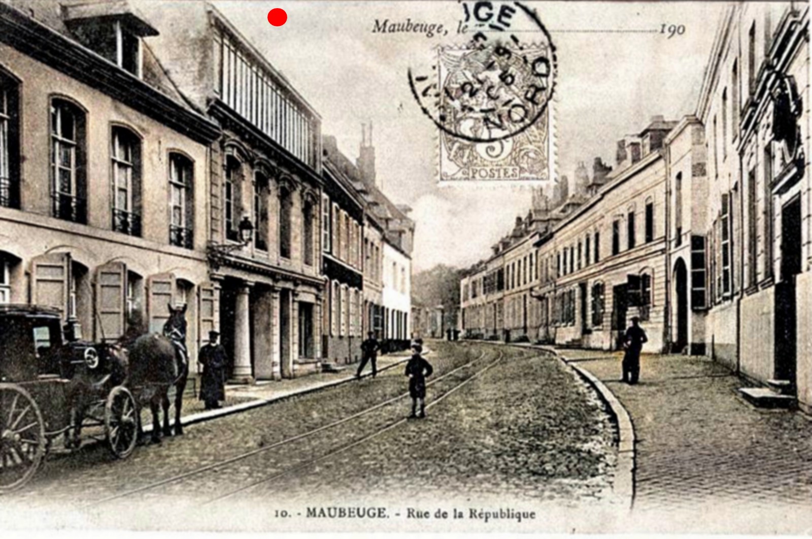 Cartes postales anciennes de Maubeuge, rue de la République