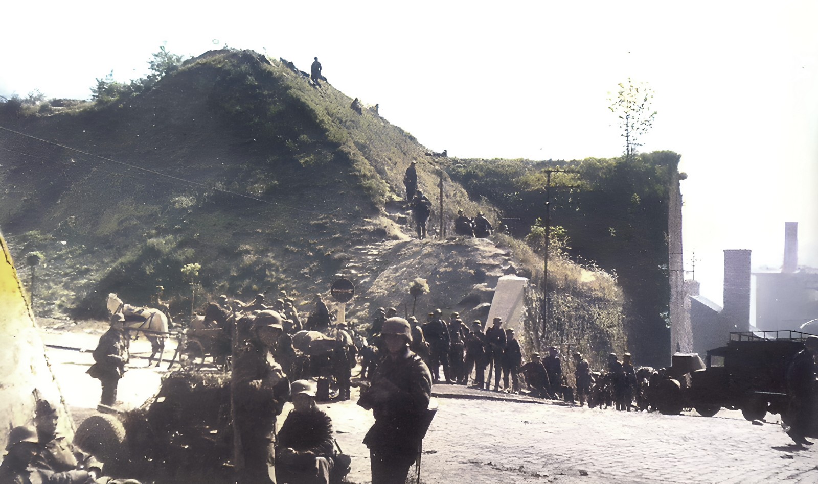 La rue Casimir Fournier après les bombardements du 16 mai 1940