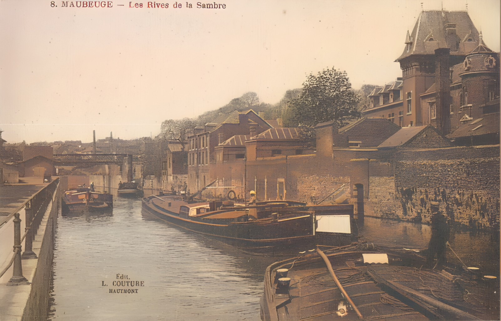 Cartes postales anciennes de Maubeuge, La Sambre et les quais