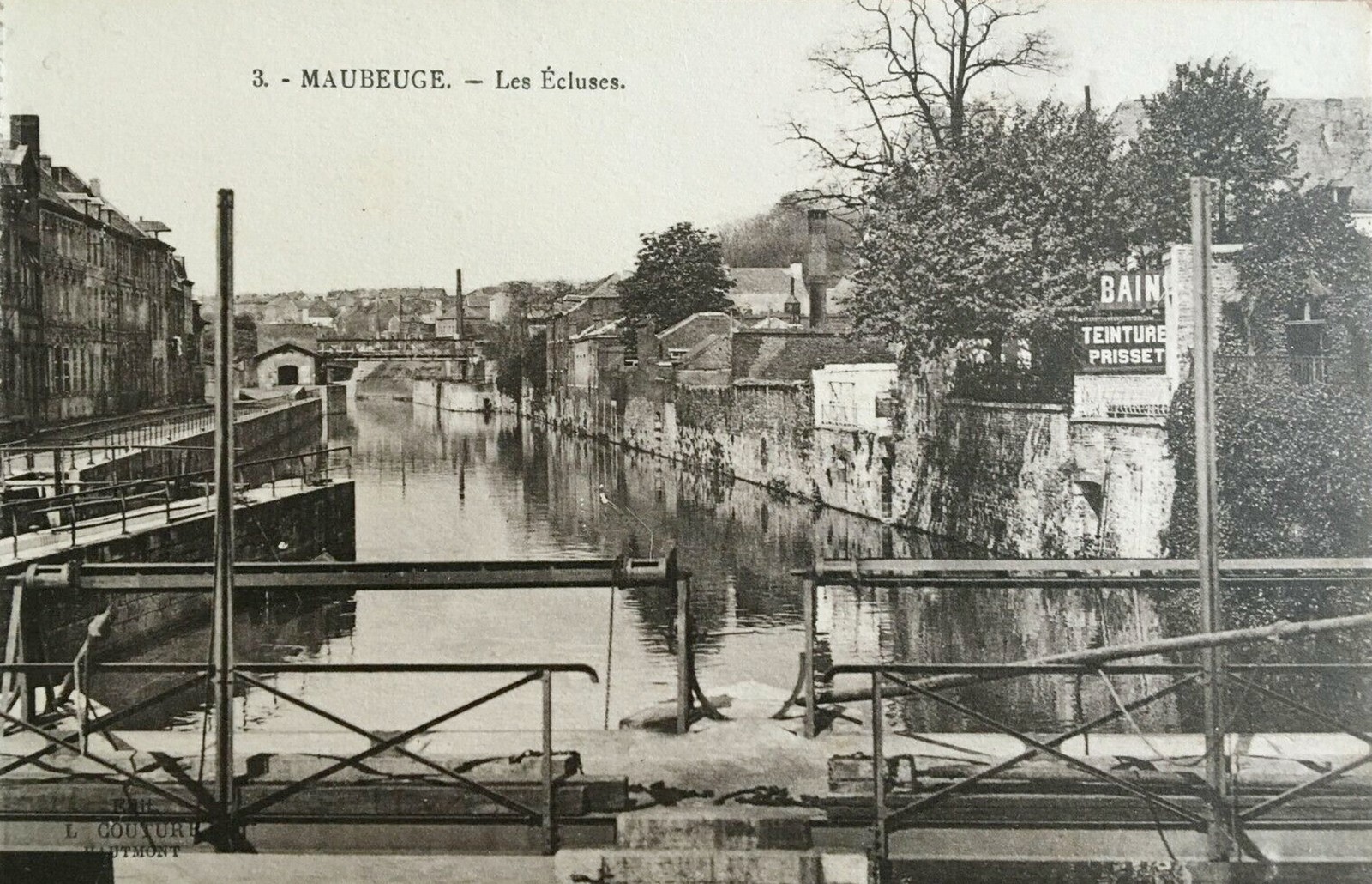 Cartes postales anciennes de Maubeuge, La Sambre et les quais