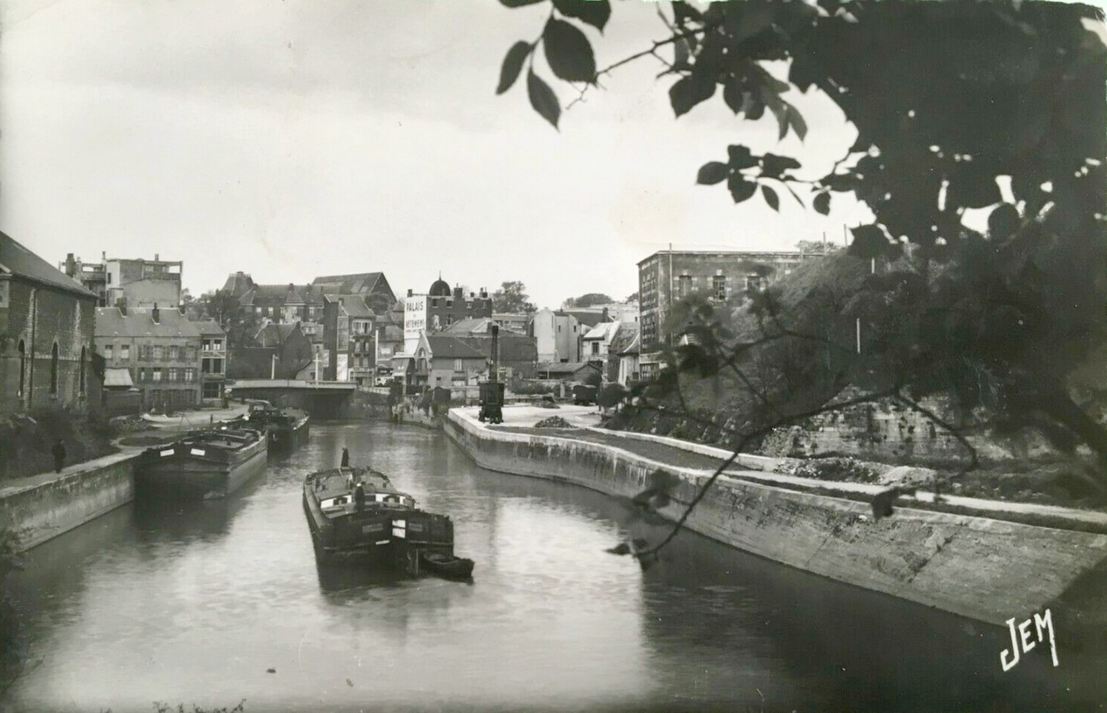 Maubeuge, les quais.