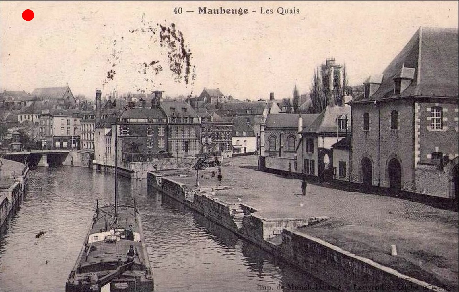 Cartes postales anciennes de Maubeuge, La Sambre et les quais