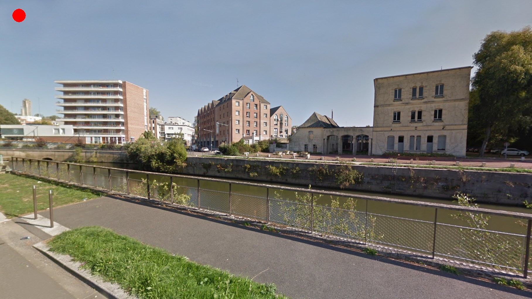 Maubeuge, La Sambre et les quais de nos jours.
