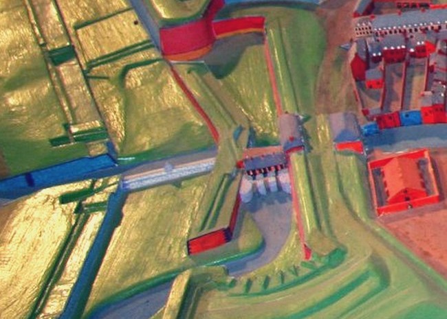 Maubeuge, la porte d'entrée des eaux sur le plan relief.