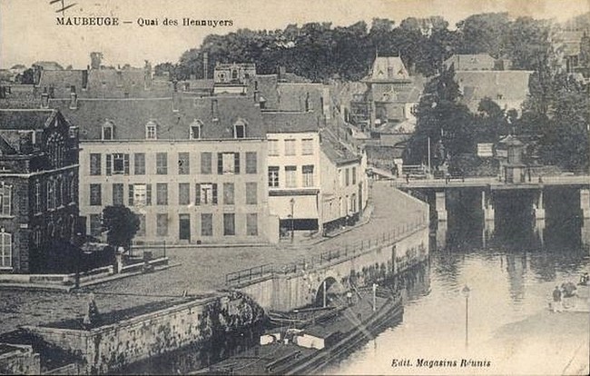 Cartes postales anciennes de Maubeuge, La Sambre et les quais