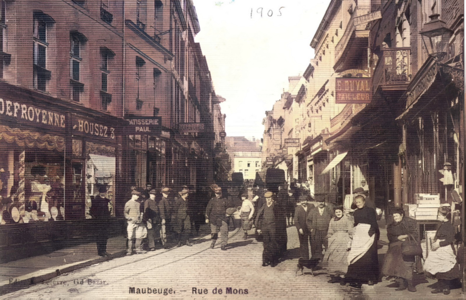 Cartes postales de Maubeuge, rue de Mons, 1905