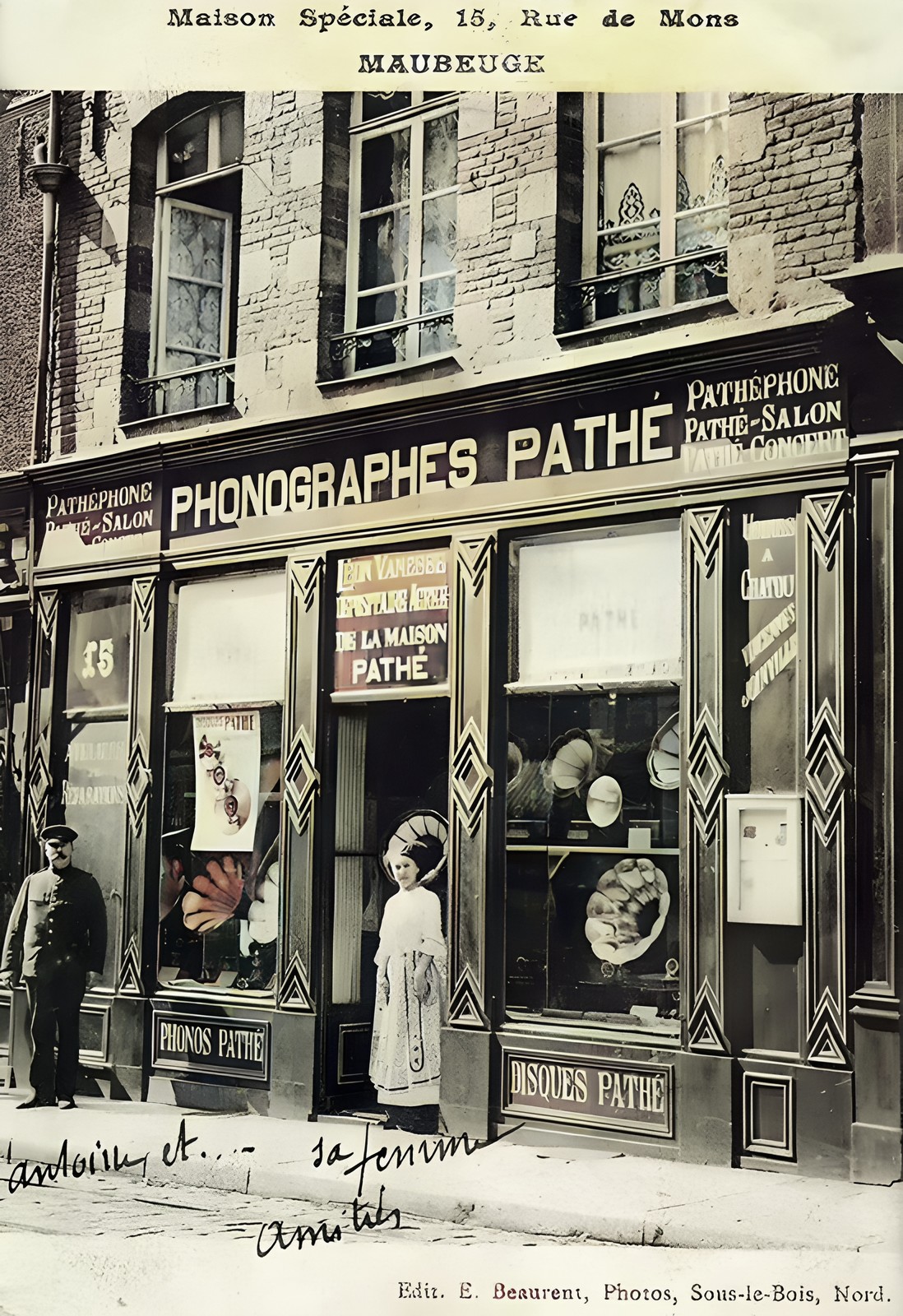 Maubeuge en carte postale, rue de Mons